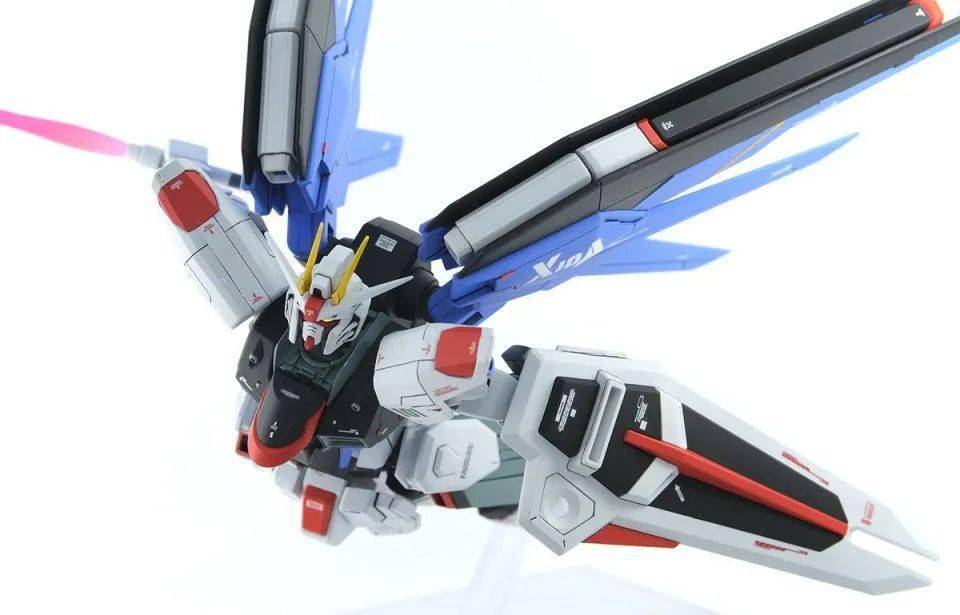 [小t高达秀]hgce zgmf-x10a 自由高达_地球联合军