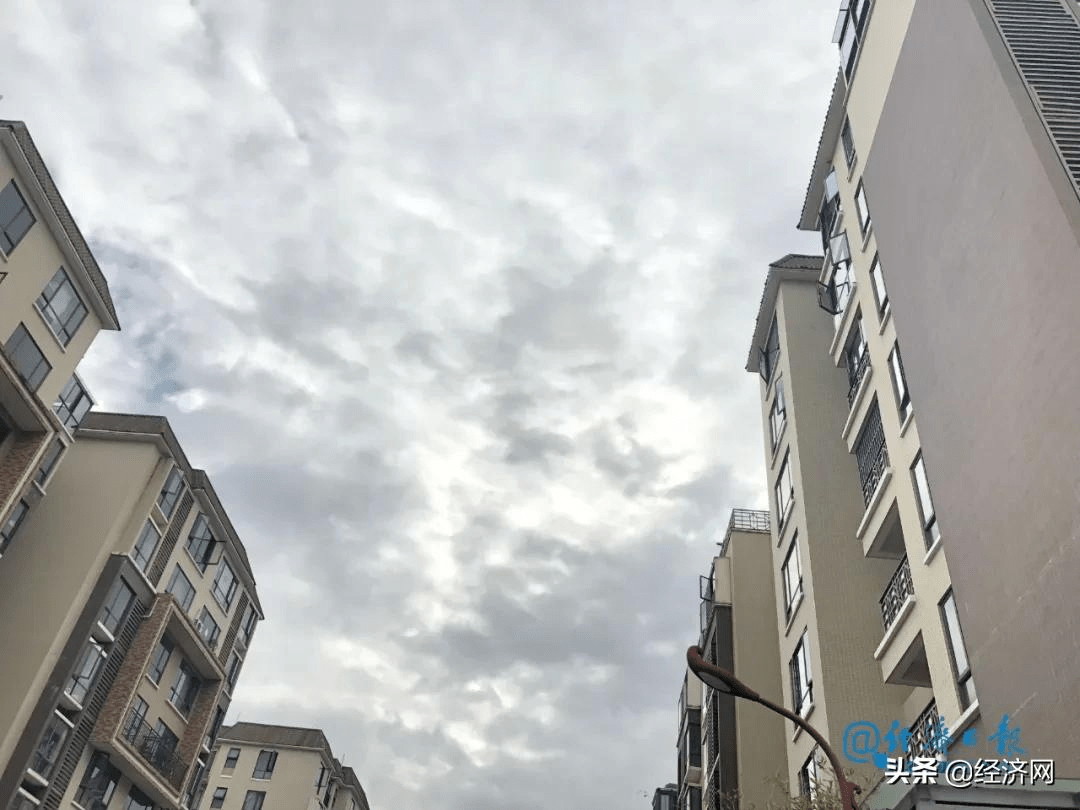 70城房价出炉!这个一线城市降温了→_深圳
