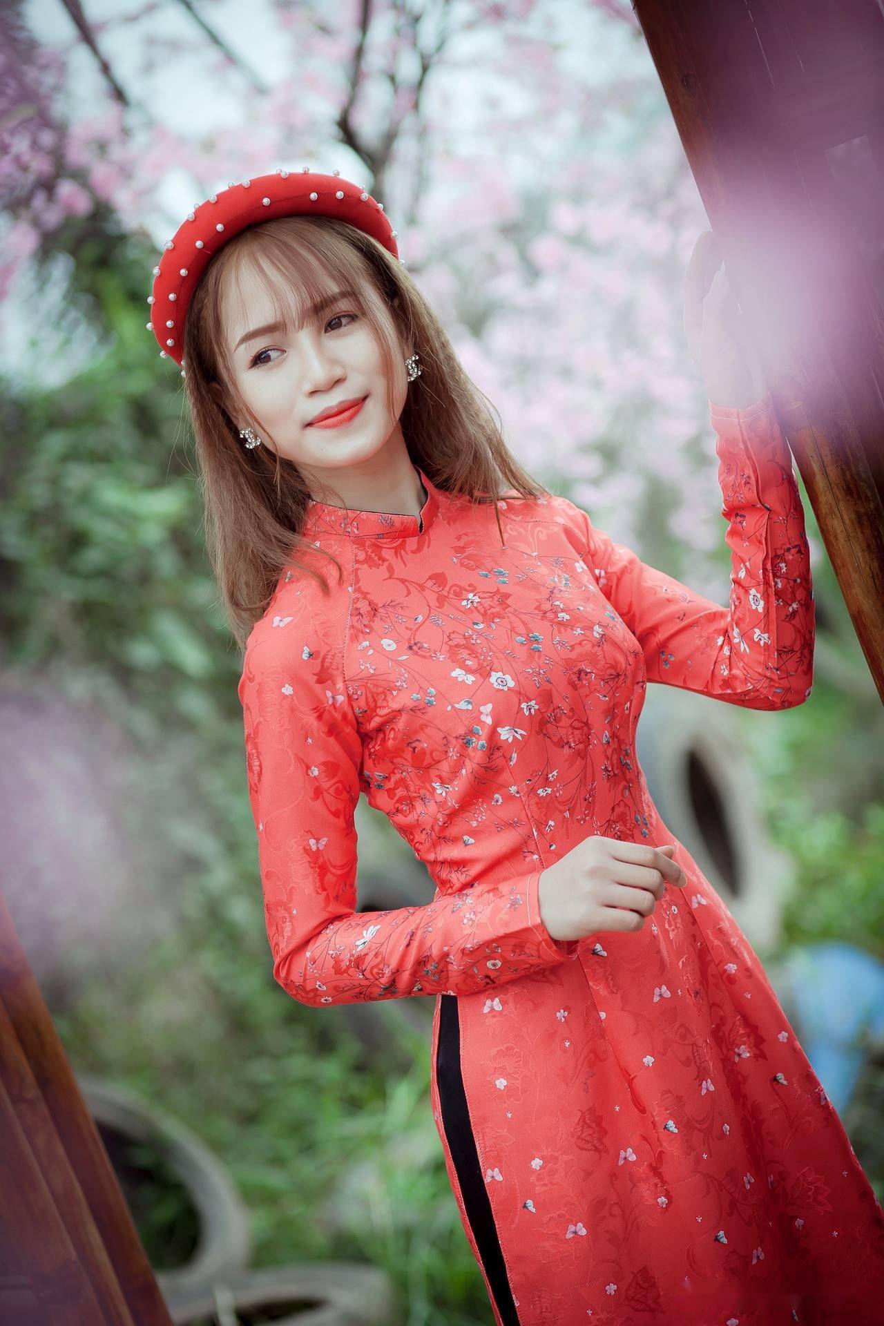 用3个字帮你把人拍好看,摆姿不是最重要,再用9张人像照片详解_人物