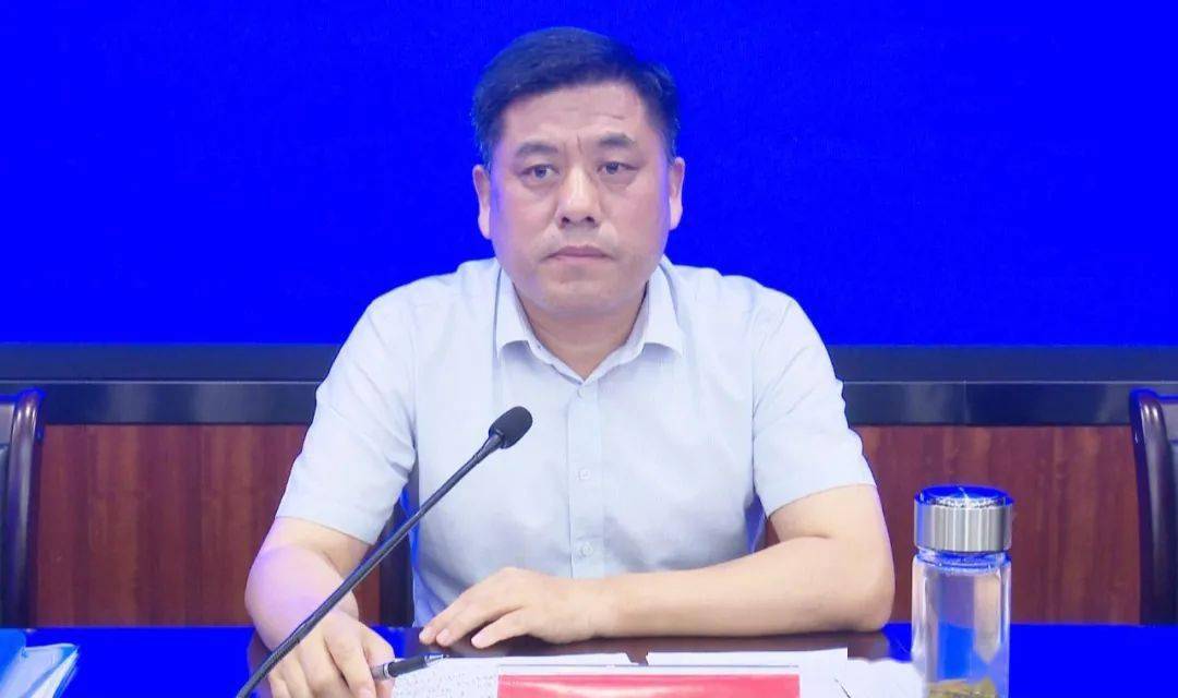 宝应县长张小辉全力排查化解各类安全风险隐患附视频