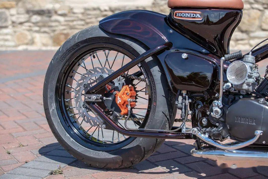 改上二冲发动机的hondacub每日一车