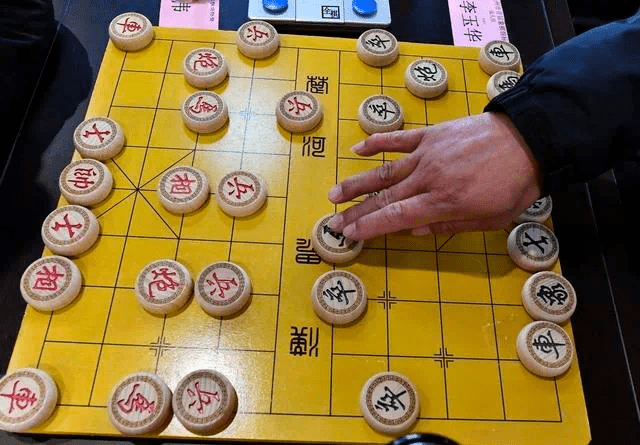 城芯棋王争霸象棋比赛火热报名了