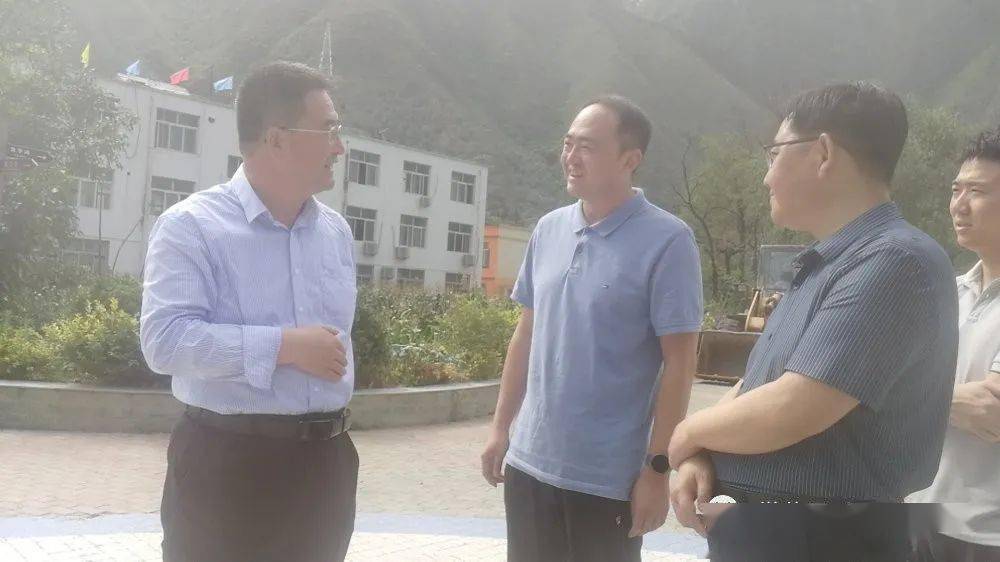 我为群众办实事樊文浩在临江镇调研政法队伍教育整顿工作成效