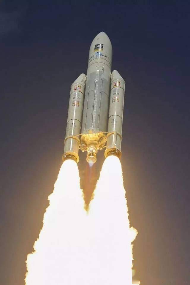 比如欧空局现役的阿丽亚娜运载火箭就是在德国加工零部件,法国总装,并