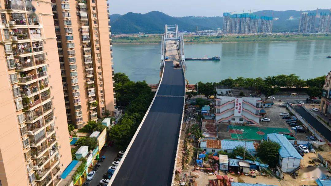 最新进展梧州西江四桥正式进入铺设沥青路面阶段7月份通车真的有望了