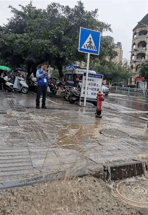 坚守安全生产底线城管人在行动