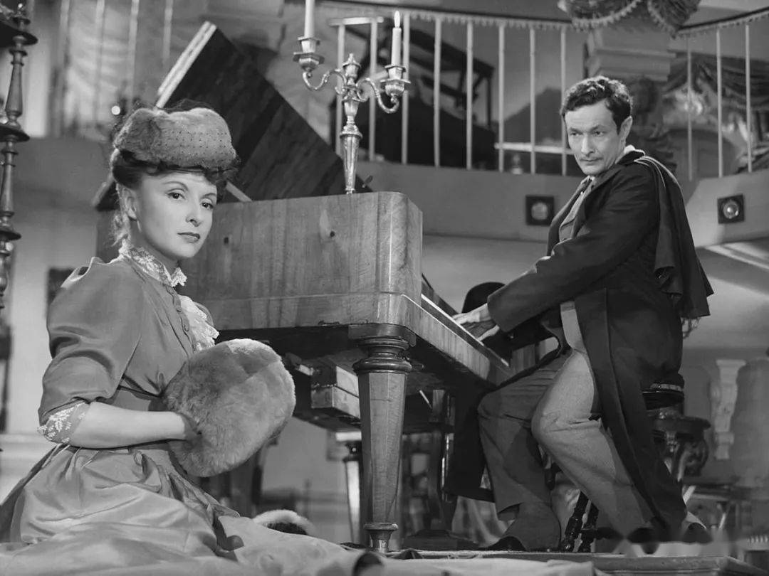 7月大师展11位大明星转圈圈谈情说爱