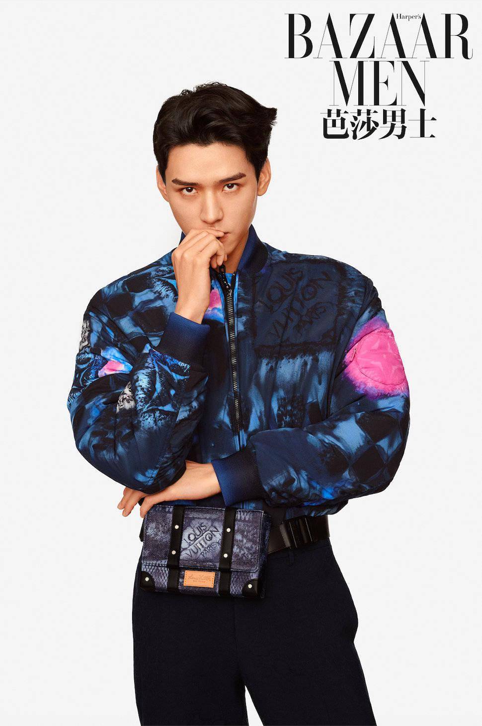 龚俊解锁五大男刊封面身着lv服饰登芭莎男士七月刊大片