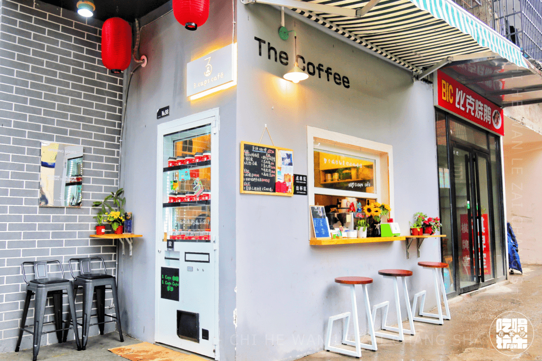 这8家最大不足3平米的小店,究竟有什么魅力让长沙人这么着迷?