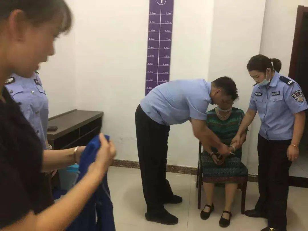 太嚣张丨撕毁封条无理取闹石泉这位大姐被拘留15日罚款5千元