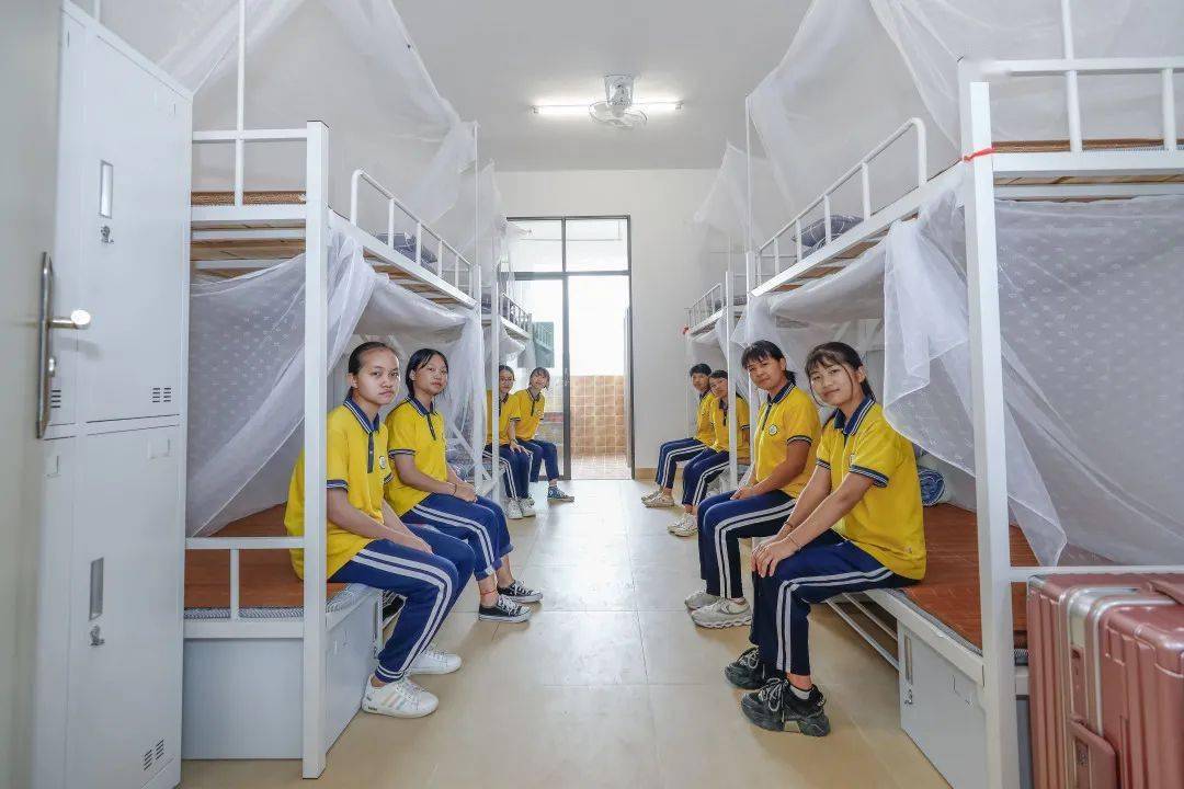 五华这两所乡镇学校美呆了比城里的还好