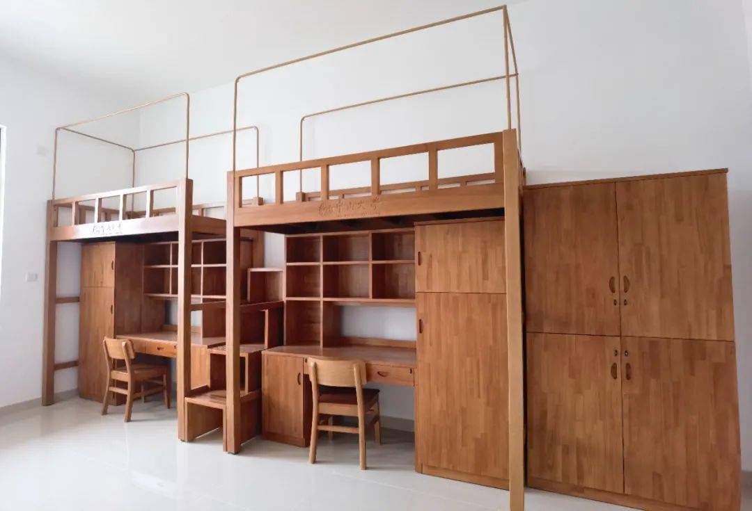 深圳校区东园本科生宿舍家具配置(来源:深圳校区管委会 摄影:康红姣