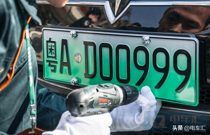 绿牌收紧趋势已现上海广州先后行动