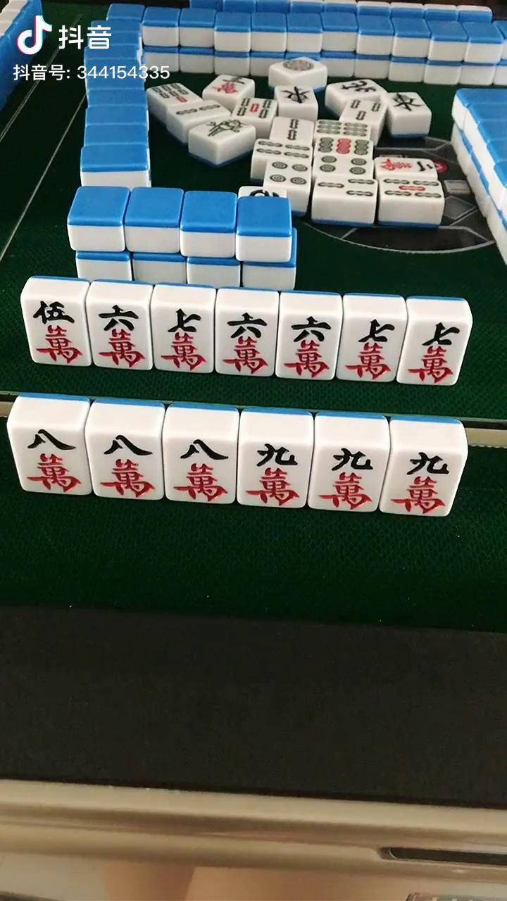 杠上开花漂亮6点开播大家都来哦姐姐带你打麻将