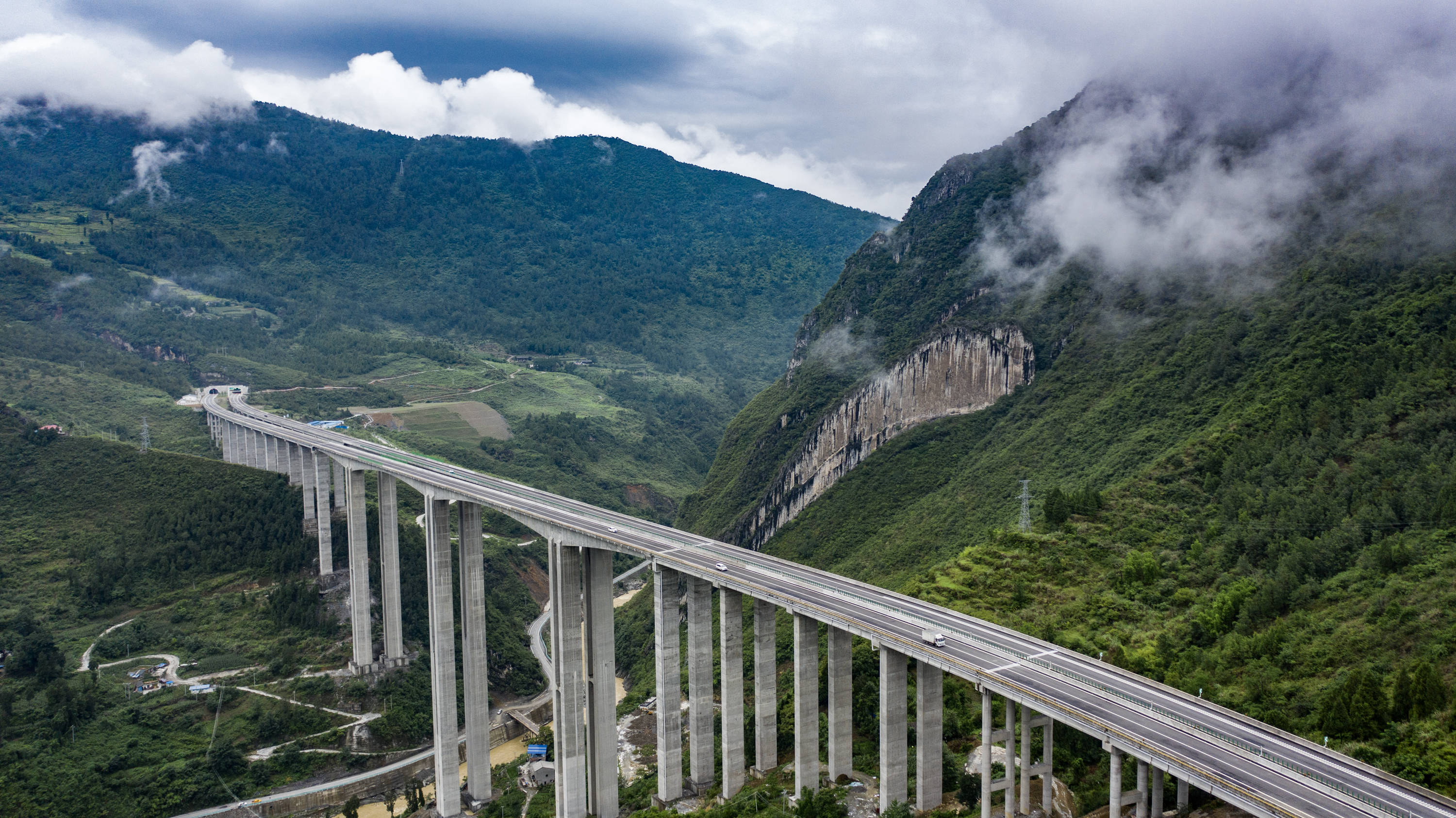 贵州遵义正习高速全线通车