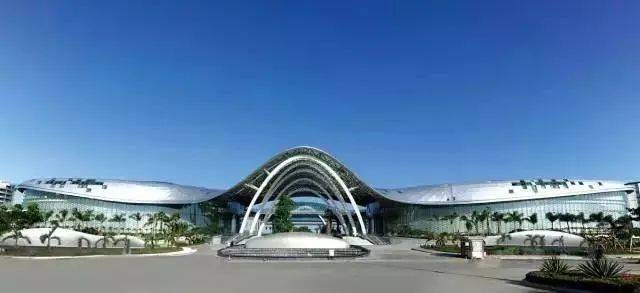 全球免税店购物中心 fda637edd6c745c39e876e436ac57c27.jpeg