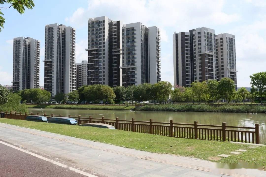 建党百年初心不改南沙街道为群众办实事推动民生大变化