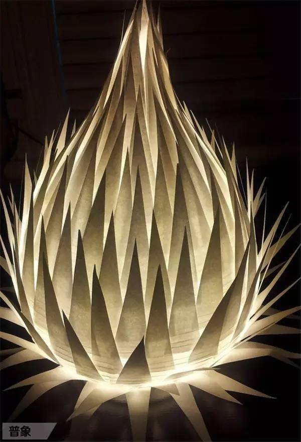 别致的纸灯具