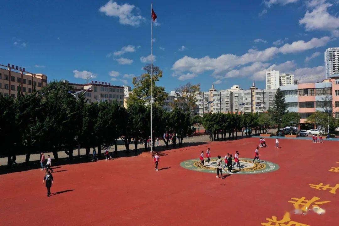 【高清航拍】宣威市民族中学_教育