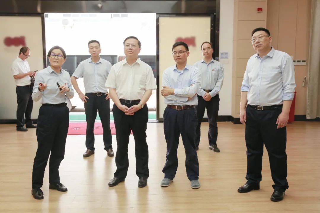 今日关注衢州市委副书记代市长高屹到巨化调研服务推动衢州巨化一体化