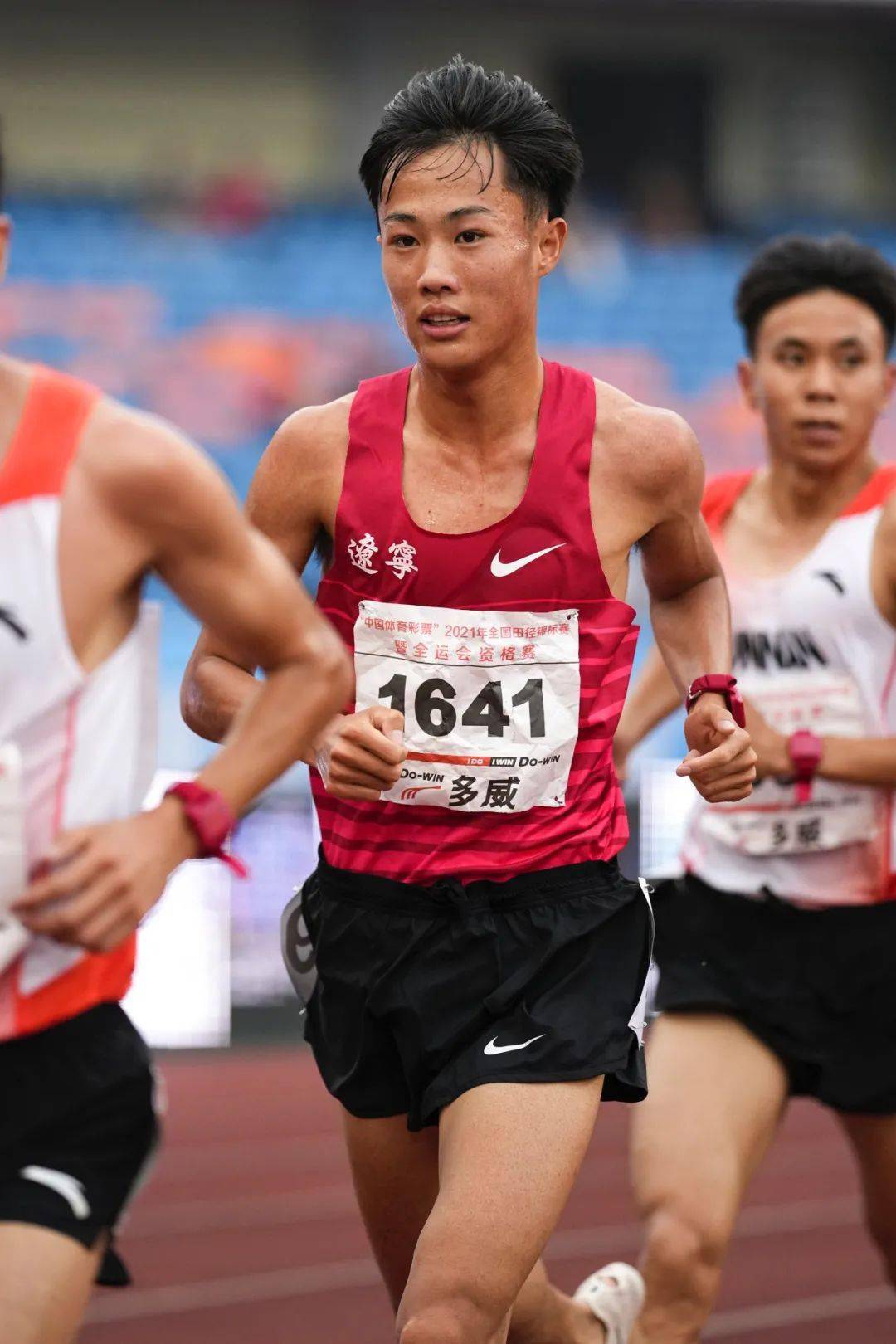 变速跑多布杰最擅长的技战术