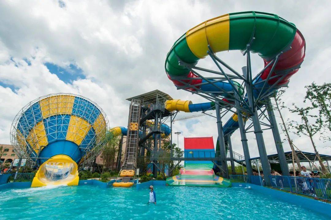 水上乐园地址:株洲市云龙示范区华强路1号株洲方特欢乐世界位于株洲市