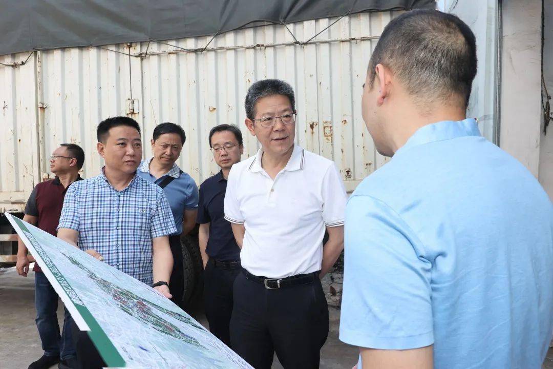 孙登峰赴南明区开展"我为群众办实事"实践活动暨调研"三改"工作开展