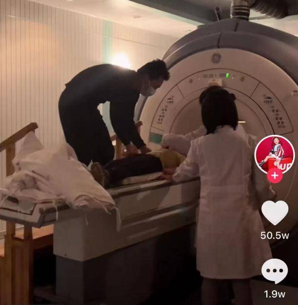 过程|不服输！被诊断可能终生坐轮椅的6岁小姑娘，如今能跑了