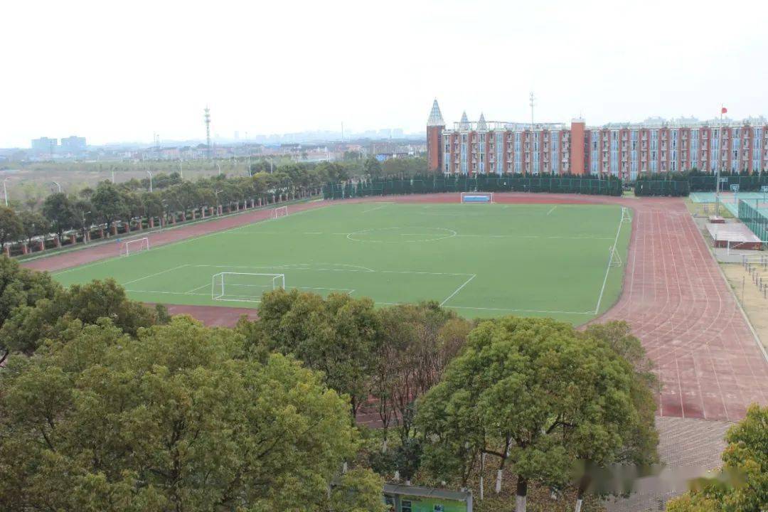 上海民办启能东方外国语学校位于浦东,毗邻张江科学城及上海迪士尼