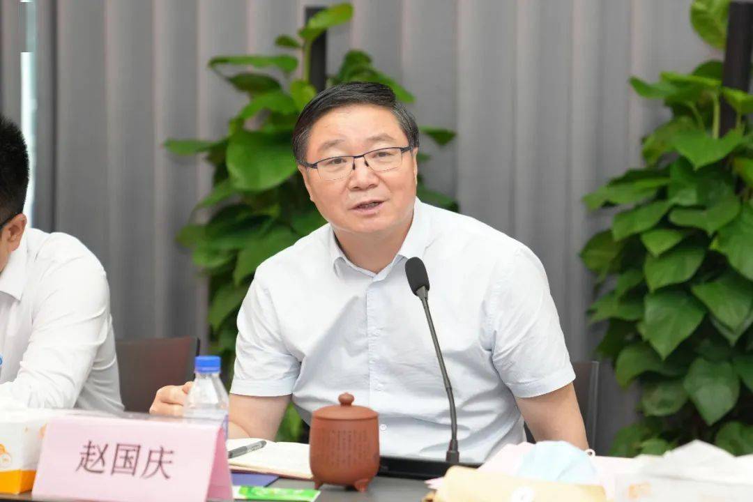 (赵国庆副校长讲话 摄/汪星光)(吉大一院吕国悦书记汇报党史学习教育