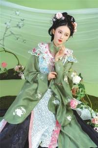 品牌|水滋木涵创立粉丝数百万的成都品牌