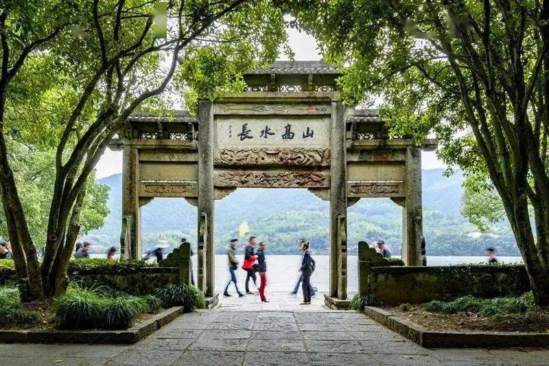 有这张证的桐庐人,这些景区享受限时优惠啦~_学生证