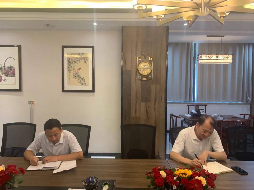 许昌市工信局党组书记局长杨允志到大周产业集聚区