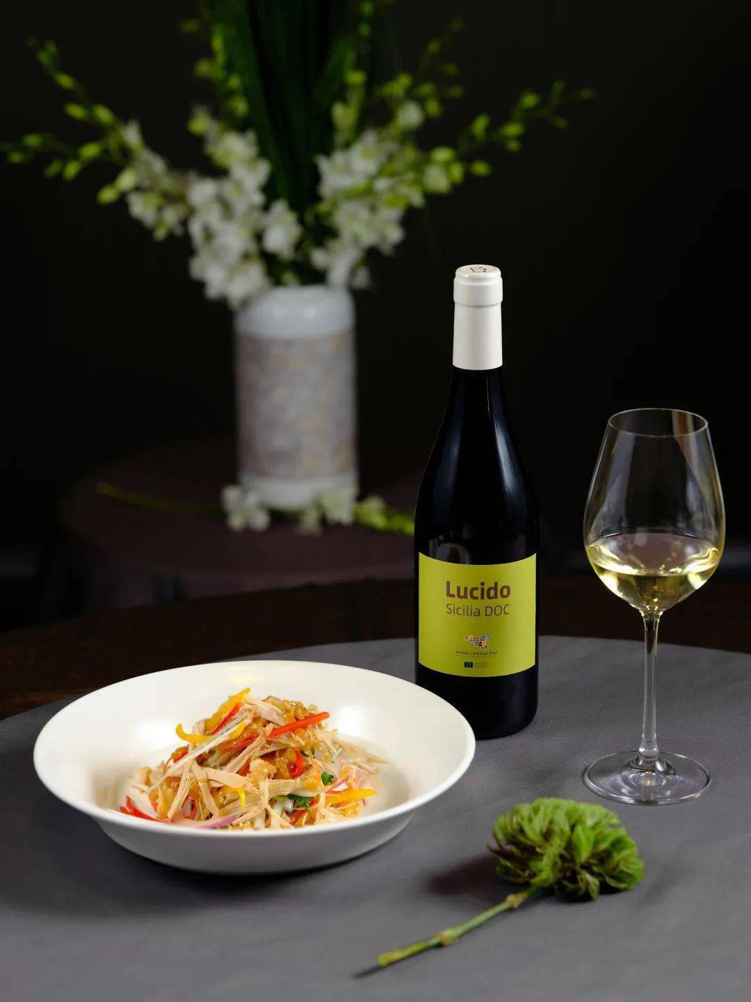 邂逅|“黑珍珠”餐厅与西西里葡萄酒的浪漫邂逅，以后叫朋友请吃饭参考这个就够了！