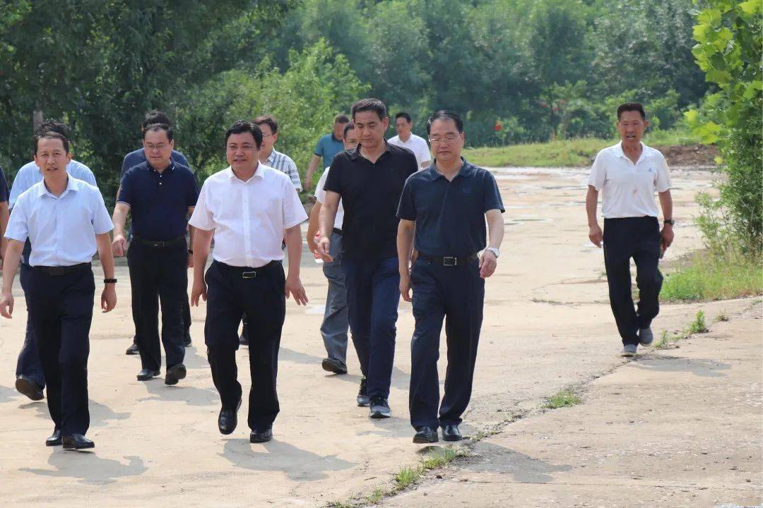 郑连胜开展巡河巡湖并检查防汛工作