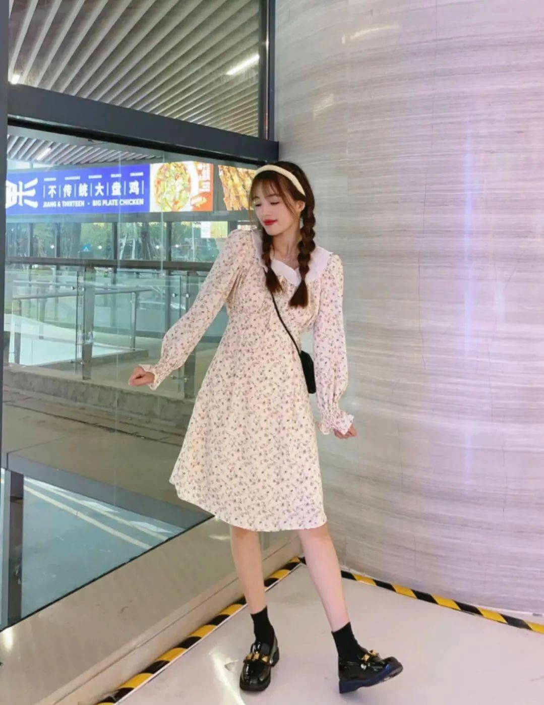 都能|连衣裙+“仙女鞋”=今夏王炸组合，巨美巨时髦，气质绝了！