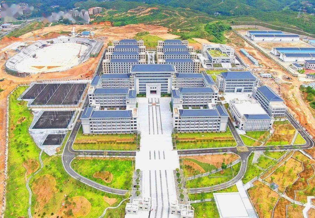 龙岩这座百年名校-长汀一中新校区主体落成 莘莘学子梦想从这里起航