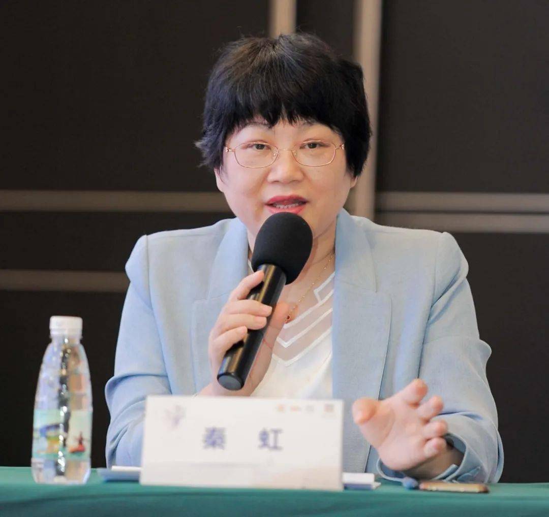 鼻喉科医院的蒋永祥教授和中国中医科学院眼科医院的秦虹教授共同主持