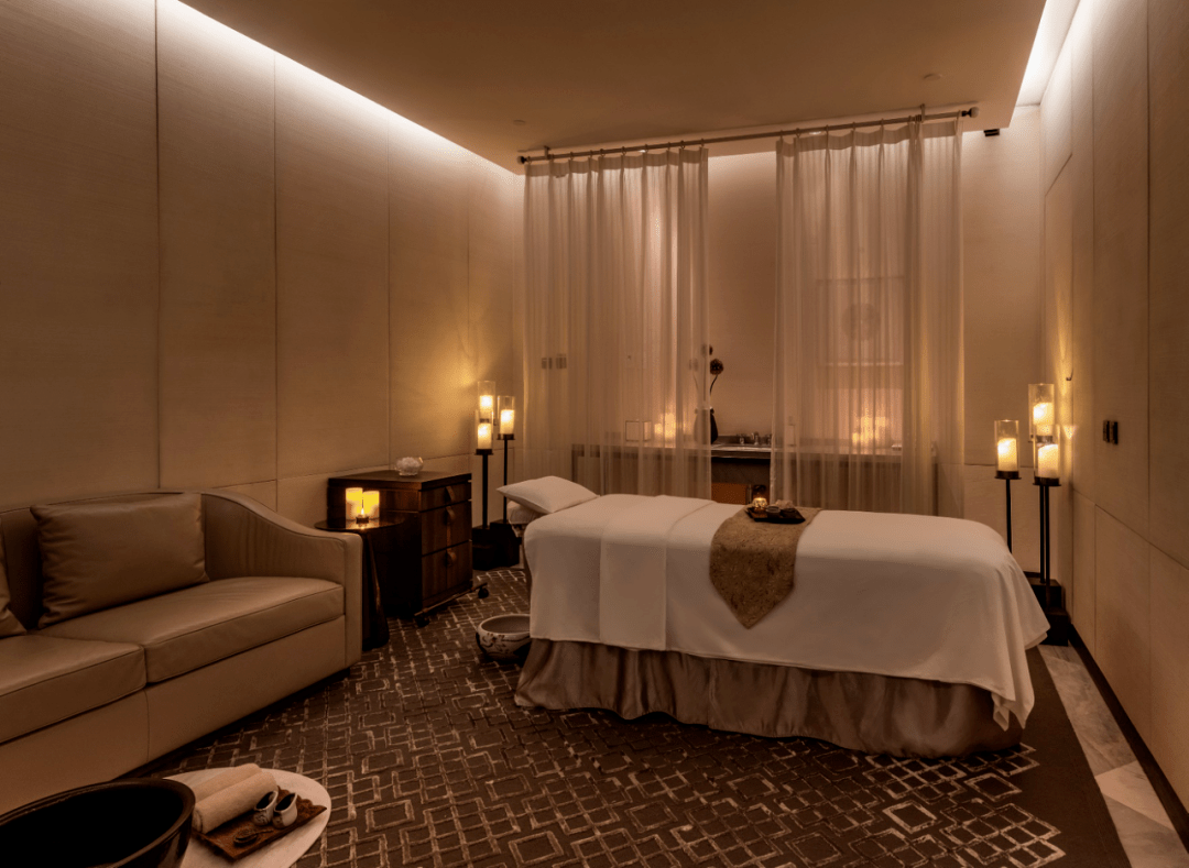 京城独享体验,还赠双人定制spa 或 米其林晚餐_套餐