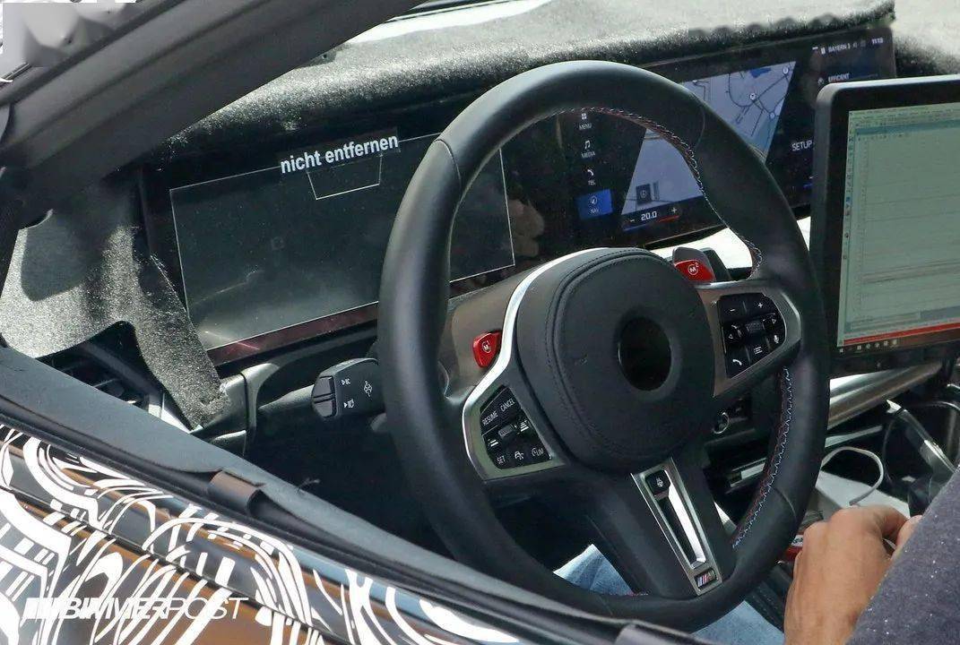 一体式曲面大连屏id8全新宝马m2曝光新内饰