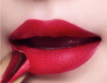 手指|开箱 | 今天就让你们知道三十多度的手指能开出多高分的箱