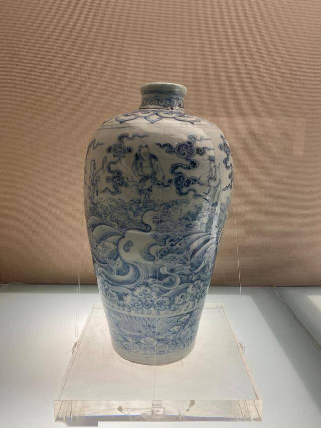 中国　青花　蝙蝠果実文盤　C　8758E 中国 青花 蝙蝠果実文盤 C 8758E