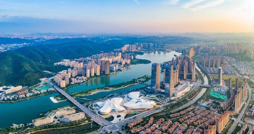 岳麓优质营商环境又获好评_岳麓区