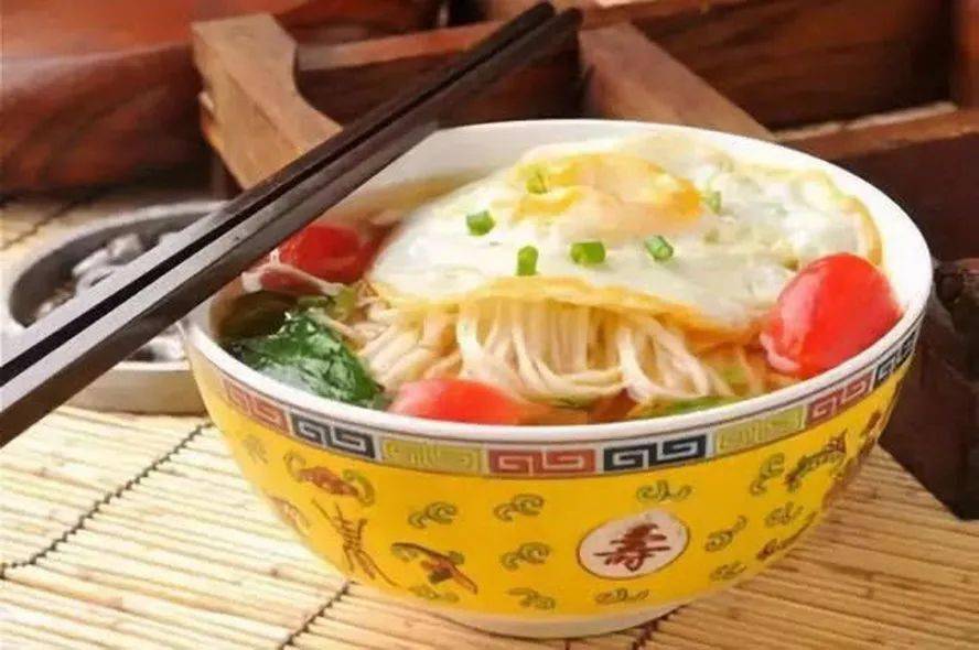 过生日为什么要吃“长寿面”,还必须有鸡蛋?_简狄