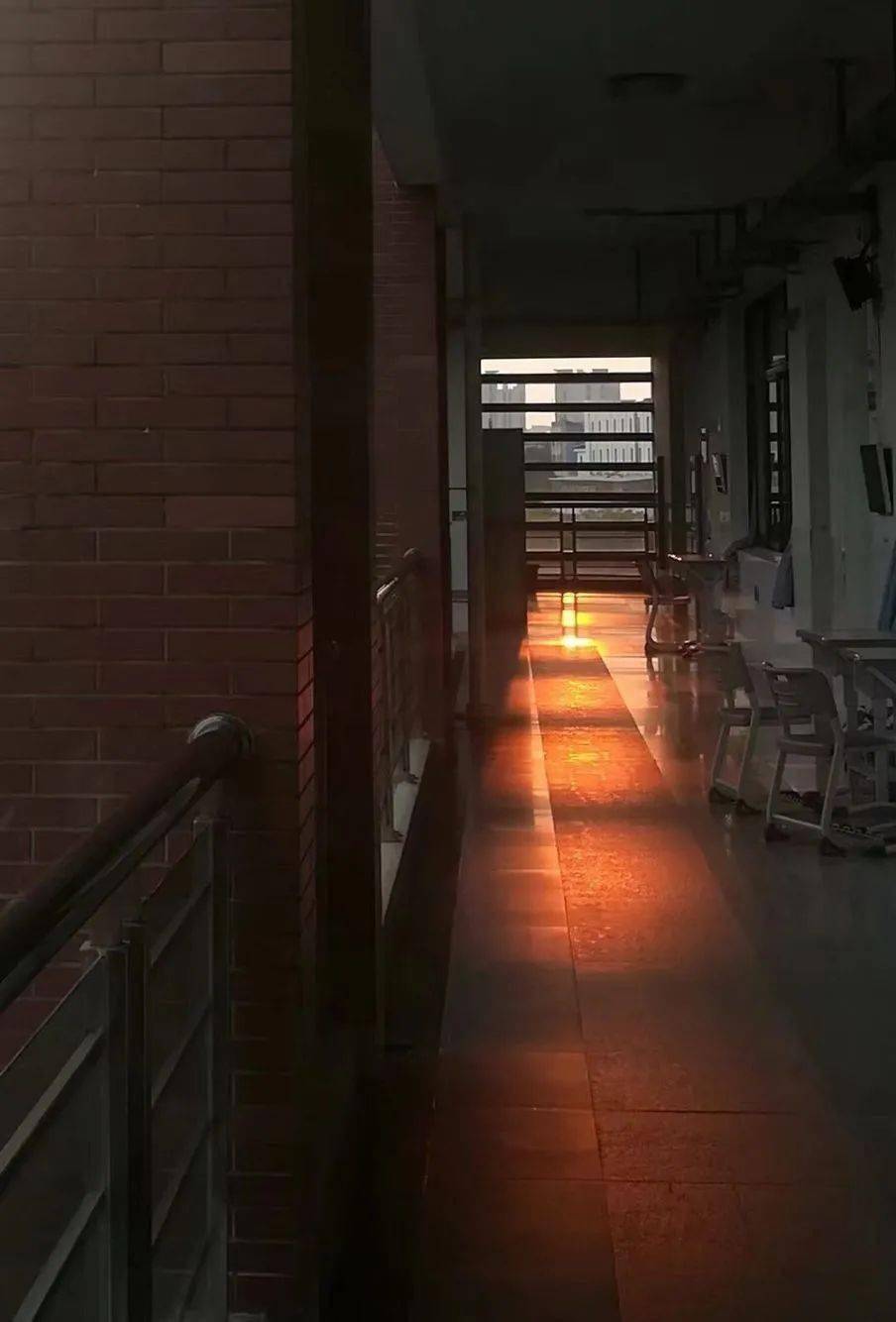 沐浴着最美的晚霞以双十之名邀你同行