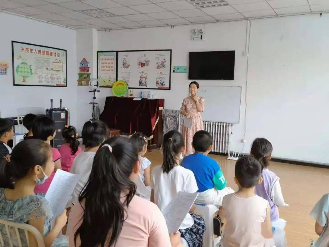 暑假培训班儿童 458ce313ff30439ab8af76ce9d4d8749.jpeg