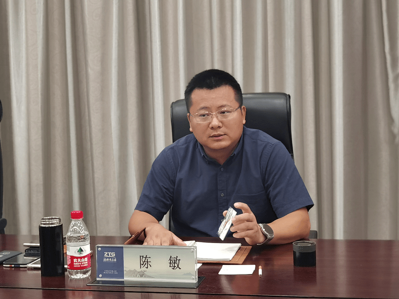 陈敏首先介绍了弋阳县情及龟峰旅游的相关情况