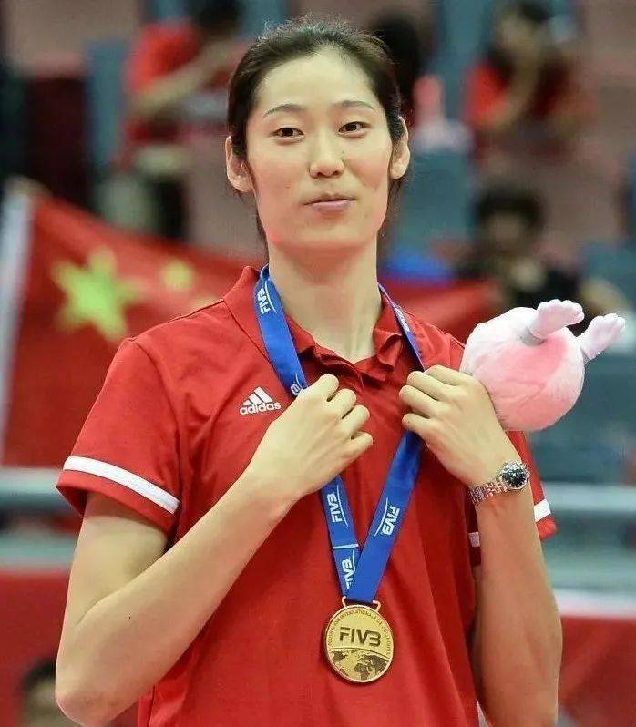 朱婷赵帅担任中国奥运旗手，奥运会中国旗手朱婷