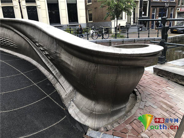 图片|探访荷兰阿姆斯特丹运河桥 3D打印技术打造独特流动线条