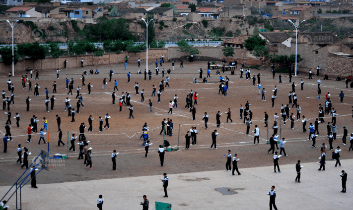 会宁最抠门的校长张神明